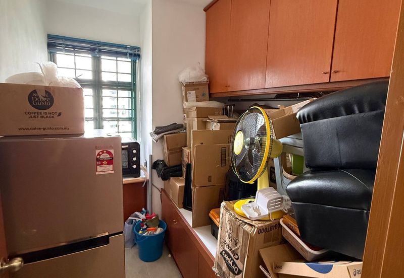 Straits View Condominium