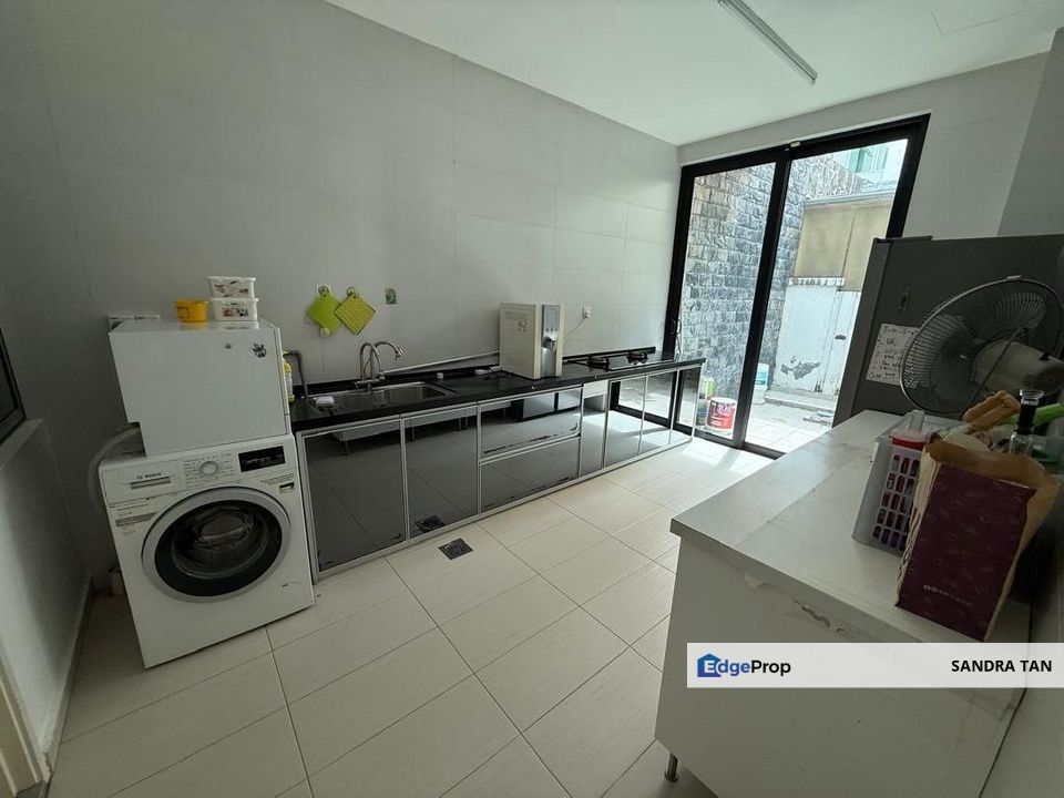 Taman Gaya Jalan Tegap Double Storey Cluster House, Johor, Ulu Tiram