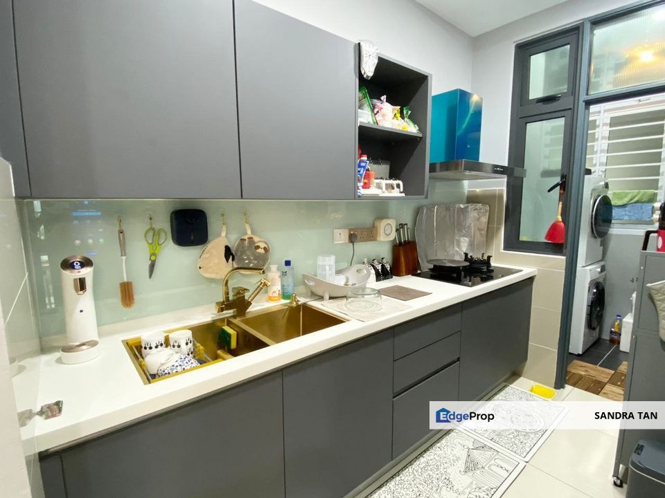 8scape Residence Jalan Sutera Kuning Taman Perling, Johor, Johor Bahru