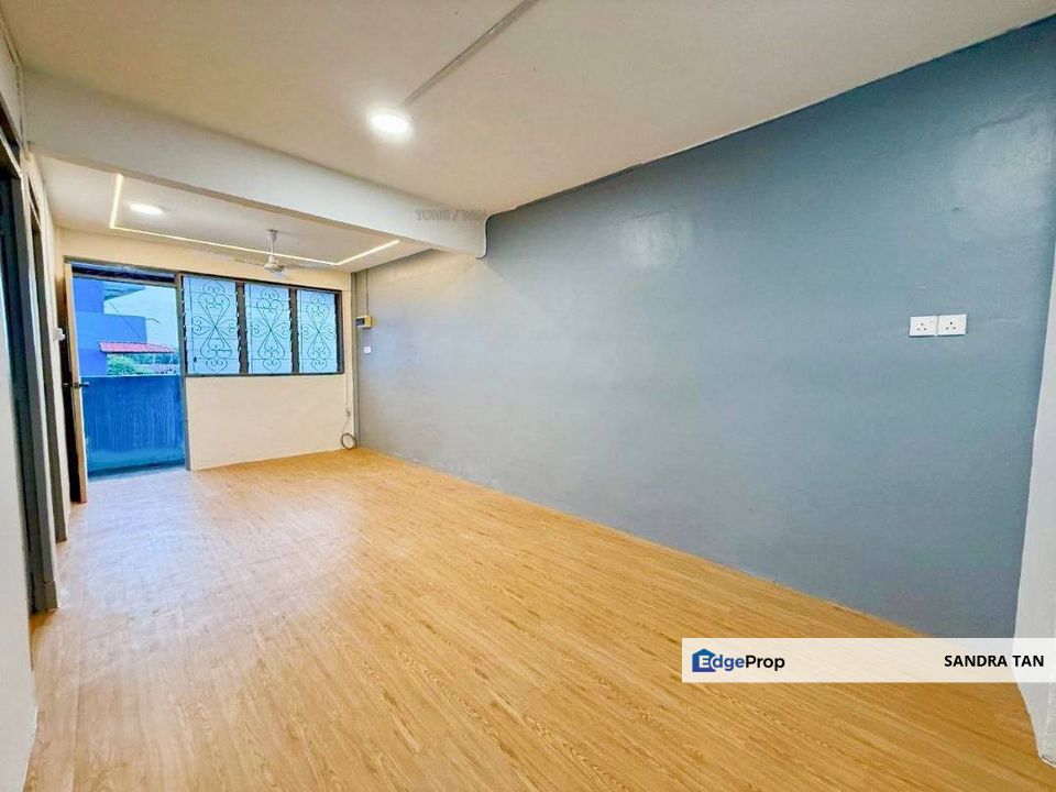 Taman Ungku Tun Aminah, 81300 Skudai (Tuta) 2 Room Low Cost Flat, Johor, Johor Bahru