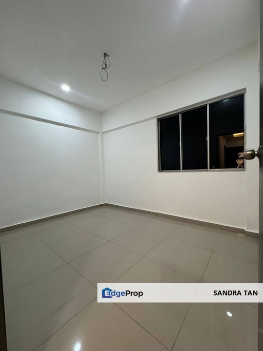 Blok A, Jalan Camar 14, Perling, Jb 2room Low Cost Flat, Johor, Johor Bahru