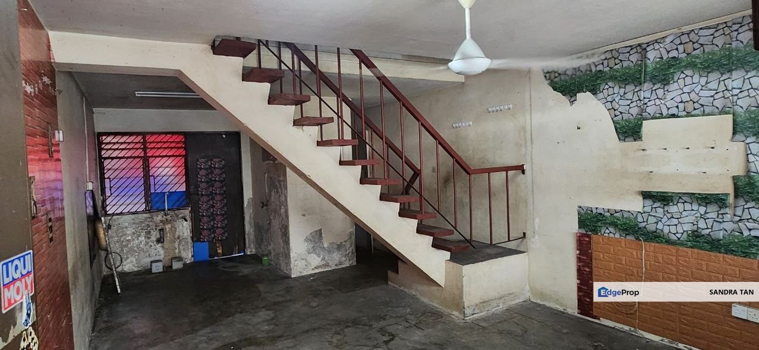 Taman Perling Double Storey Low Medium Cost, Johor, Johor Bahru