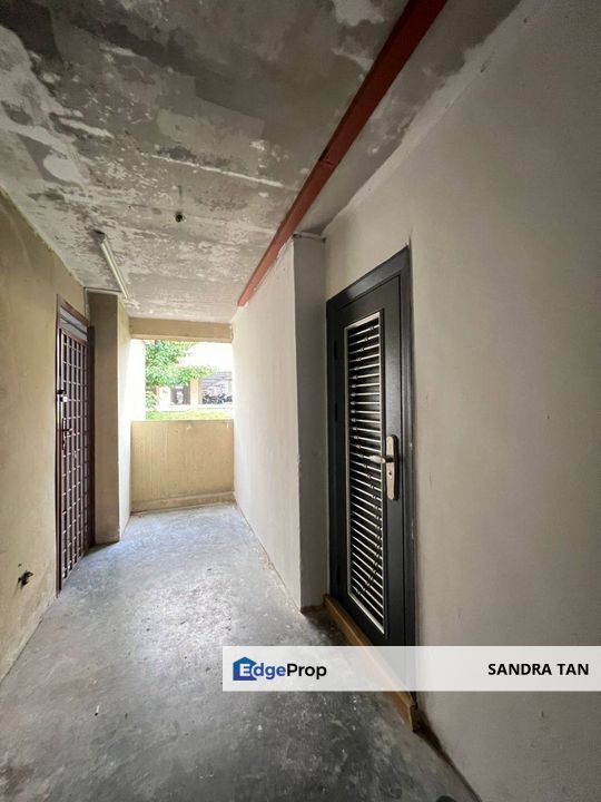 Ehsan Jaya Rumah Pangsa Sri Orkid, Johor, Johor Bahru