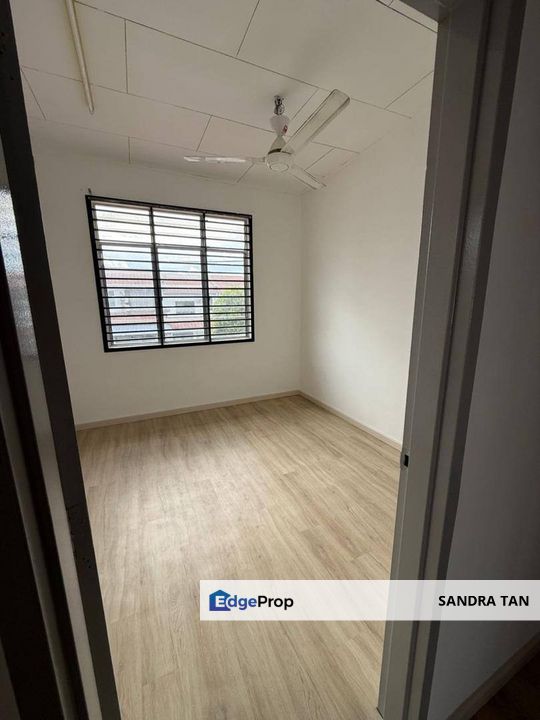 Nusa Sentral Jalan Sentral 27/11，Taman Nusa Sentral，Gelang Patah Double Storey Medium Cost, Johor, 