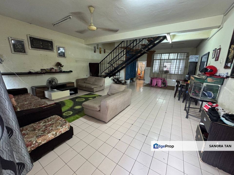 Jalan Bukit Kempas 5 @ Taman Bukit Kempas 81200 2 Storey Terrace House, Johor, Johor Bahru