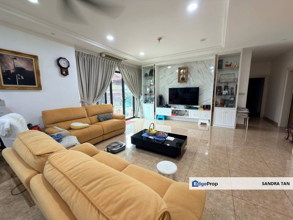 Laguna Heights Laguna Perling Fully Renovated Condominiums With Own Private Garden, Johor, Johor Bahru