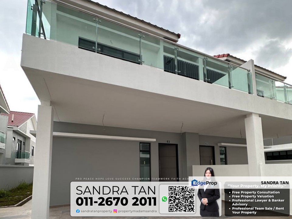 Jalan Mutiara Emas 2/Xx, Taman Mount Austin, 81100 Jb Double Storey Cluster, Johor, Johor Bahru