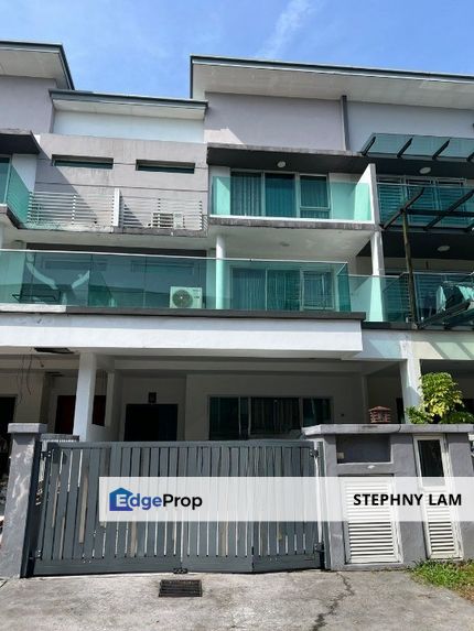 Fully Renovated 3 Storey Terrace House, Selangor, Puchong