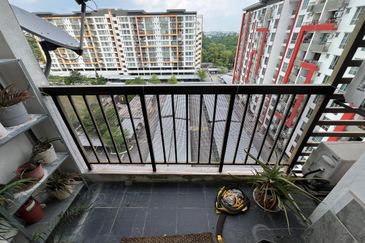 Green Suria Apartment