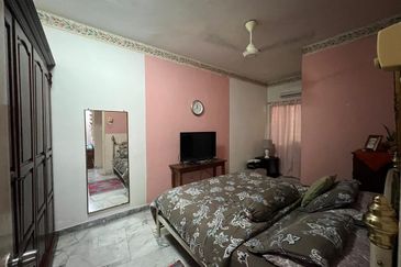 SL 11, Bandar Sungai Long