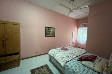 SL 11, Bandar Sungai Long