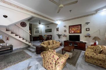 SL 11, Bandar Sungai Long