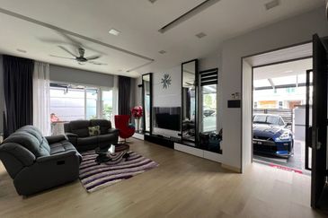 Zero Bungalow Lot (Fully Furnished and Renovated) Move in condition 