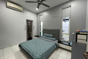 Zero Bungalow Lot (Fully Furnished and Renovated) Move in condition 