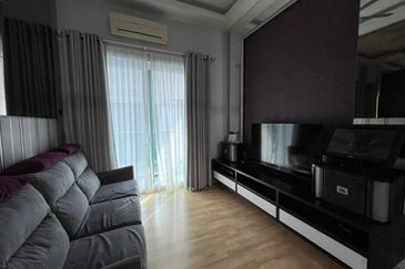 Zero Bungalow Lot (Fully Furnished and Renovated) Move in condition 