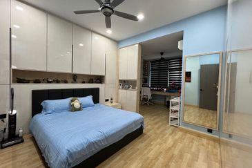 Zero Bungalow Lot (Fully Furnished and Renovated) Move in condition 