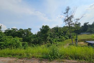 Bungalow Land Near Evergreen Condo, Sungai Long