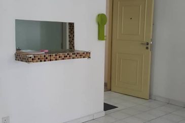 Renovation Unit with Tiptop Condition