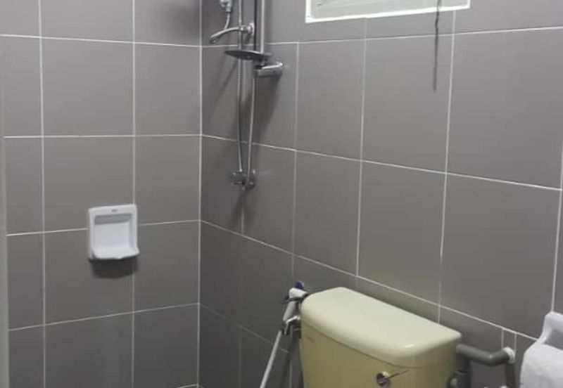 Renovation Unit with Tiptop Condition