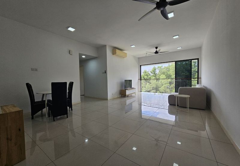 Renai Jelutong Residences