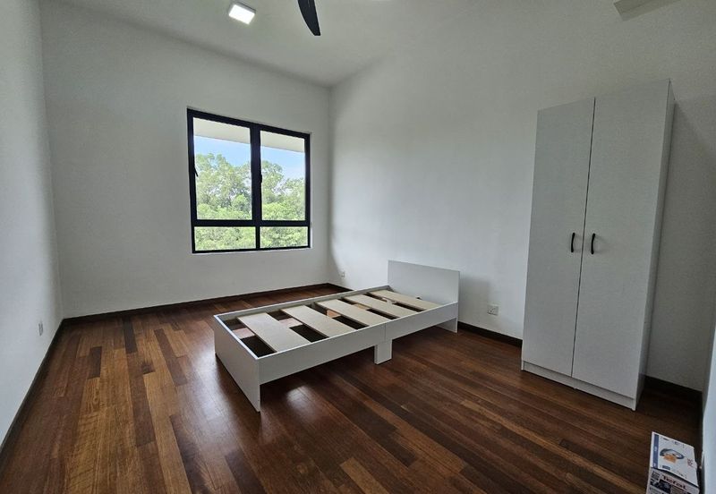 Renai Jelutong Residences