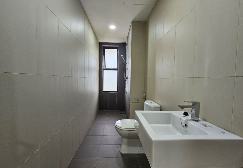 Renai Jelutong Residences