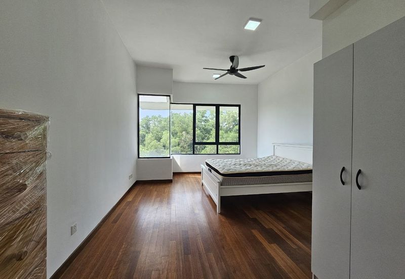 Renai Jelutong Residences