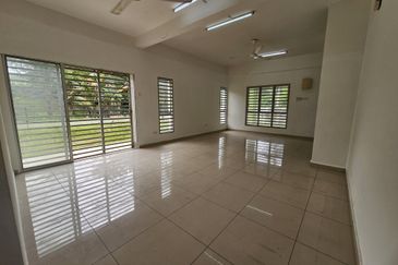 Taman Cempaka, Bandar Baru Salak Tinggi