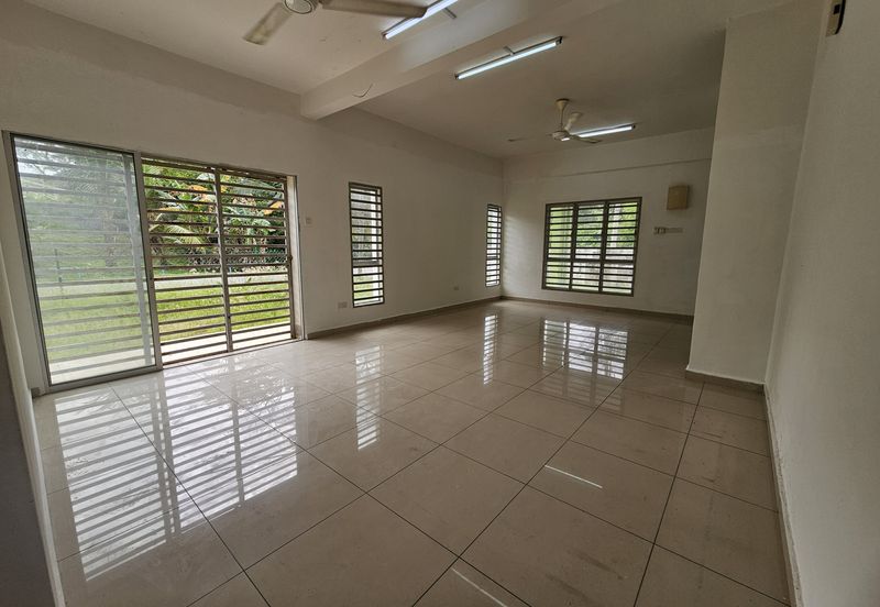 Taman Cempaka, Bandar Baru Salak Tinggi