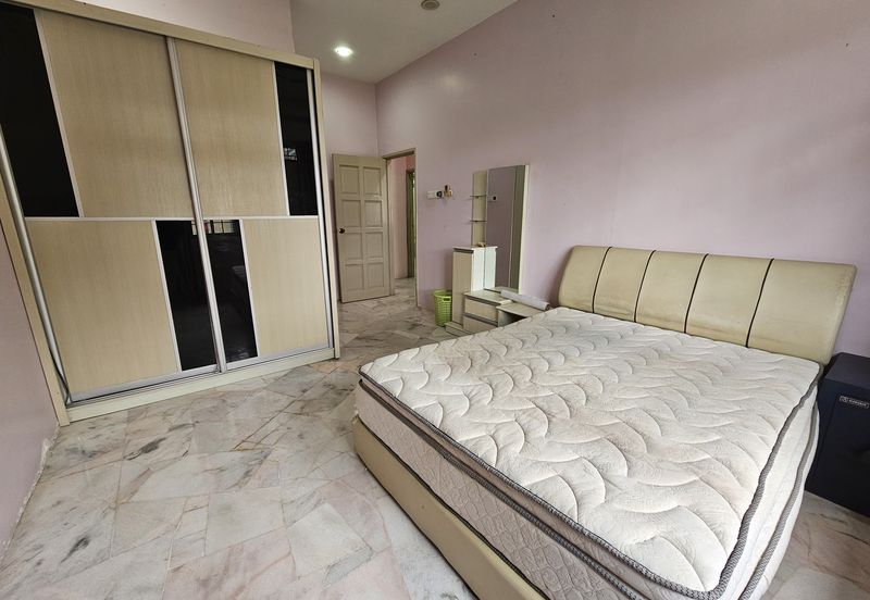 FOR SALE : 1-Storey Bungalow, Taman Pantai Sepang Putra (BELOW MV)