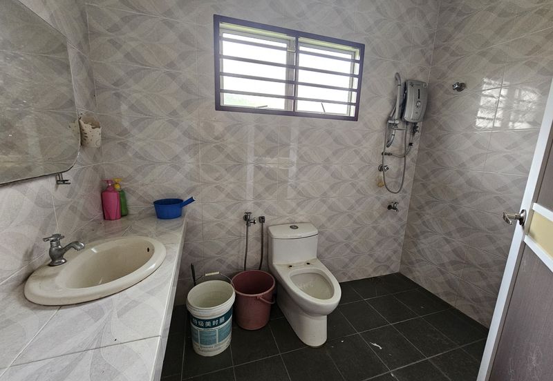 FOR SALE : 1-Storey Bungalow, Taman Pantai Sepang Putra (BELOW MV)