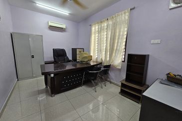 FOR SALE : 1-Storey Bungalow, Taman Pantai Sepang Putra (BELOW MV)