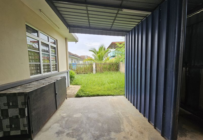 FOR SALE : 1-Storey Bungalow, Taman Pantai Sepang Putra (BELOW MV)