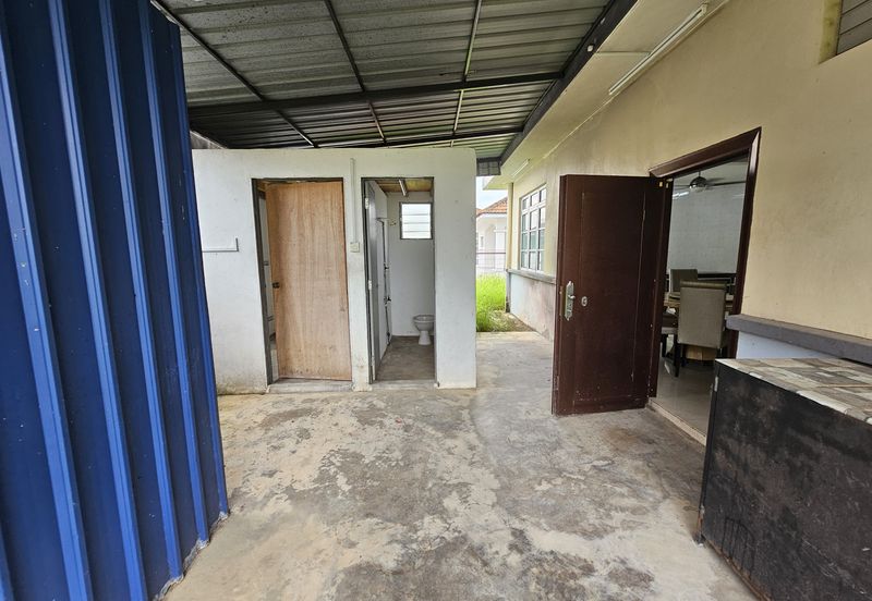 FOR SALE : 1-Storey Bungalow, Taman Pantai Sepang Putra (BELOW MV)