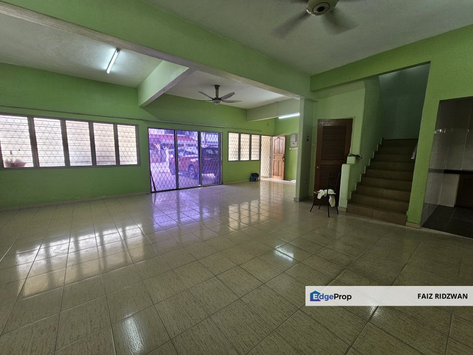 FOR SALE : 2-Storey Terrace (Intermediate) Non-Bumi Lot [Huge Space Area | Walking Distance to LRT], Kuala Lumpur, Cheras