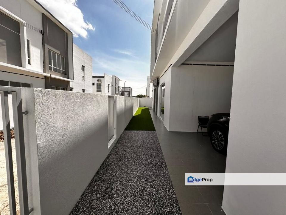 2-Storey Terrace House (END LOT) Taman Bayu Sutera, Bandar Sri Sendayan, Negeri Sembilan, Seremban