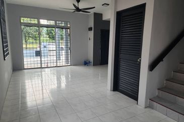 Taman Dahlia, Sepang