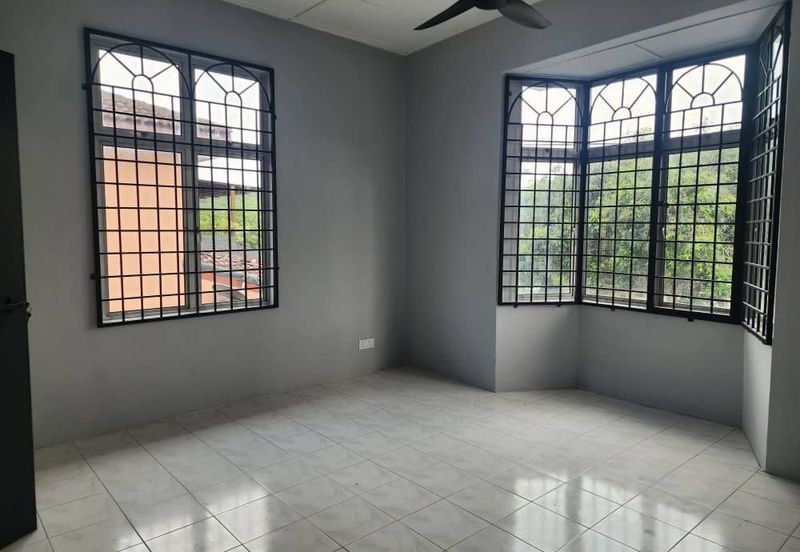 Taman Dahlia, Sepang