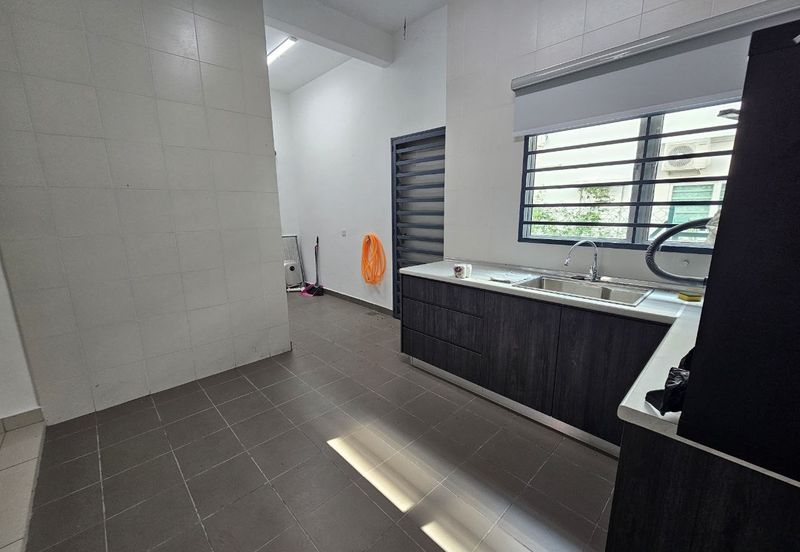 SAUJANA TROPIKA @ S2 HEIGHTS