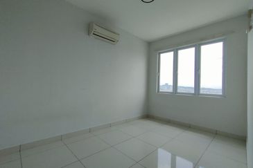 Aurora Residence @ Lake Side City