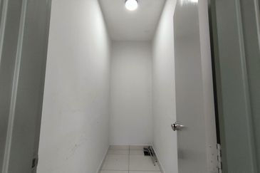 Aurora Residence @ Lake Side City