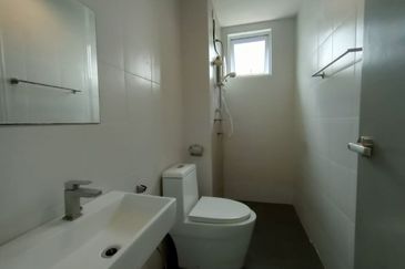 Aurora Residence @ Lake Side City