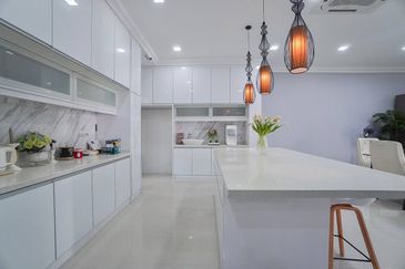 Duta Villa, Presint 14