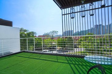 Duta Villa, Presint 14