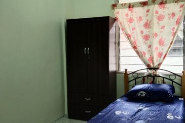 Flat Seroja Tepi Highway Pasir Gudang