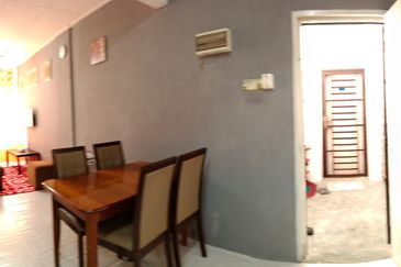 Flat Seroja Tepi Highway Pasir Gudang