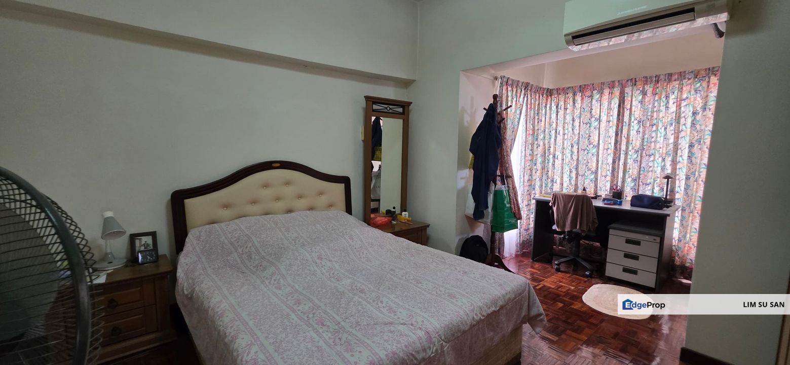 Abadi Villa Condo ,Taman Desa Nice Unit For Sale! Located within old Klang Road., Kuala Lumpur, Taman Desa 