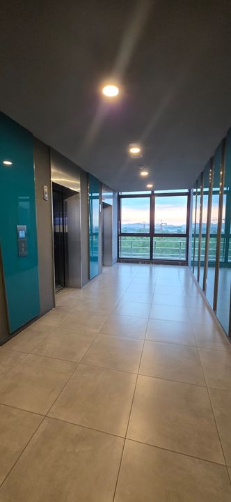 H2O Residence, Ara Damansara, PJU 1a/1-Fully Renovated and Fully Furnished, Selangor, Ara Damansara