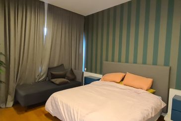 Face Platinum Suites