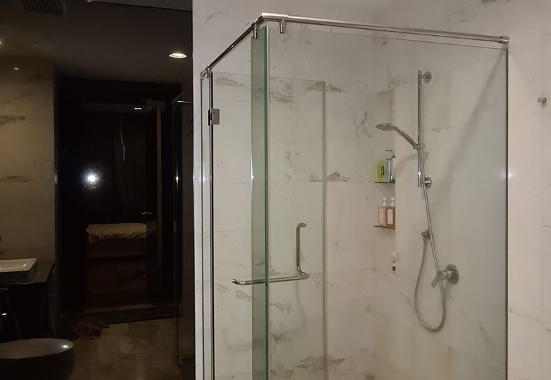 Face Platinum Suites